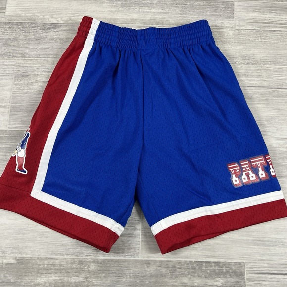 New England Patriots Mitchell & Ness Throwback Team ID Mesh Shorts Men's Sml NEW - Picture 1 of 7